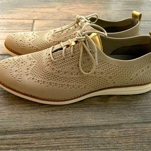 Original Grand Stitch Wingtip Sneakers, women’s size 10